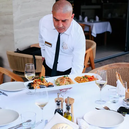 Sol Boutique Hotel Vlorë